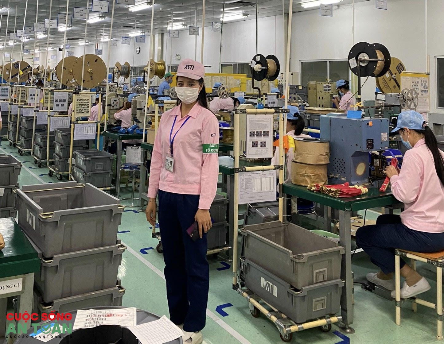 Tùy từng trường hợp, công nhân F1 vẫn đi làm Tùy từng trường hợp, công nhân F1 vẫn đi làm