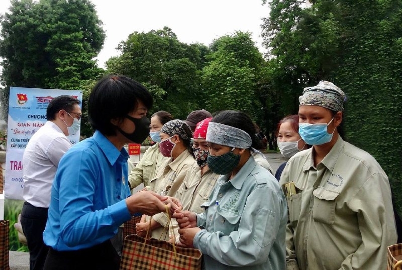 Công đoàn Xây dựng Việt Nam: 65 năm xây dựng và phát triển