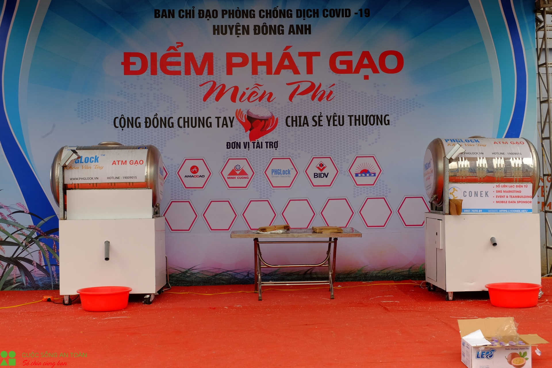 nhung tui gao goi ca su yeu thuong tai khu nha o cong nhan kim chung