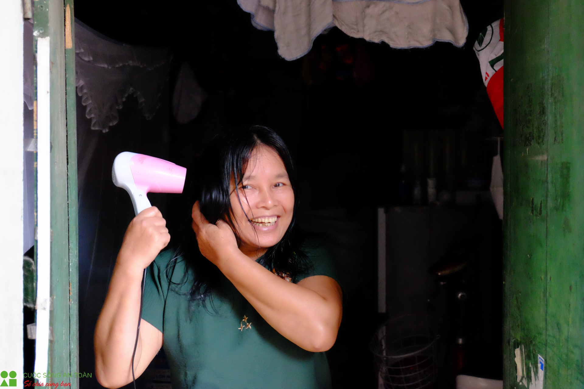 Xóm trọ công nhân KCN Bắc Thăng Long sau ngày nới lỏng cách ly xã hội xom tro cong nhan kcn bac thang long sau ngay noi long cach ly xa hoi