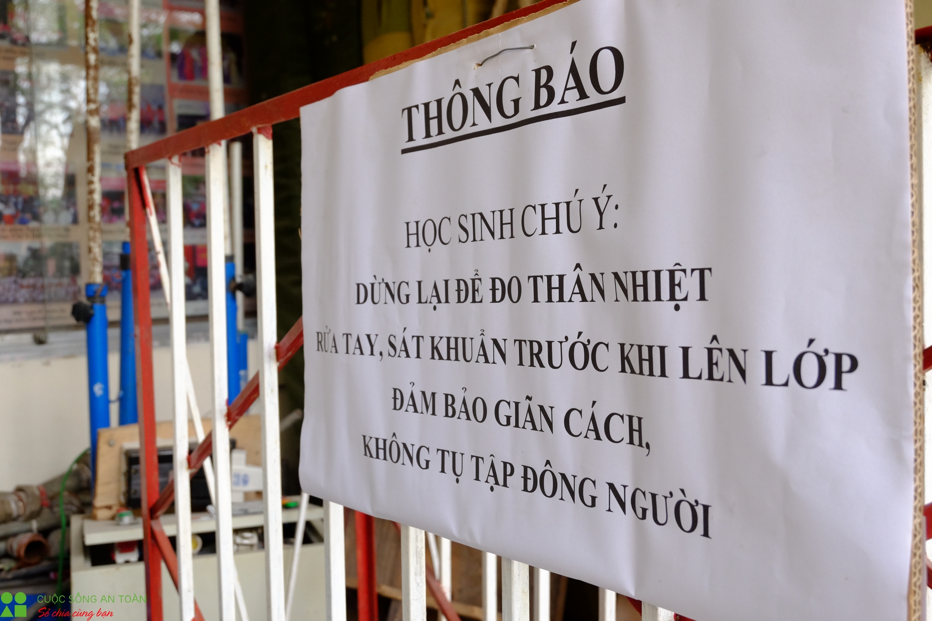 Trước ngày học sinh đi học trở lại: "An toàn cho các con là ưu tiên số 1" truoc ngay hoc sinh di hoc tro lai an toan cho cac con la uu tien so 1