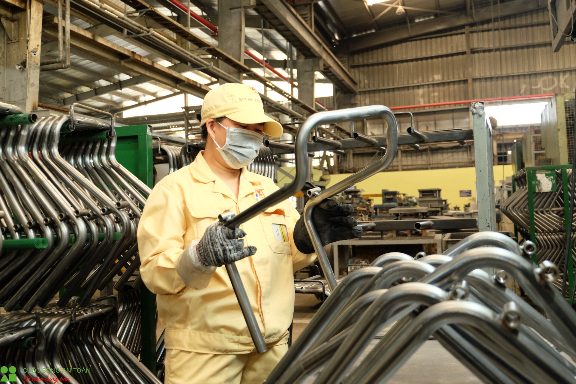 tang qua cong nhan bi tai nan lao dong chung toi cam thay am long