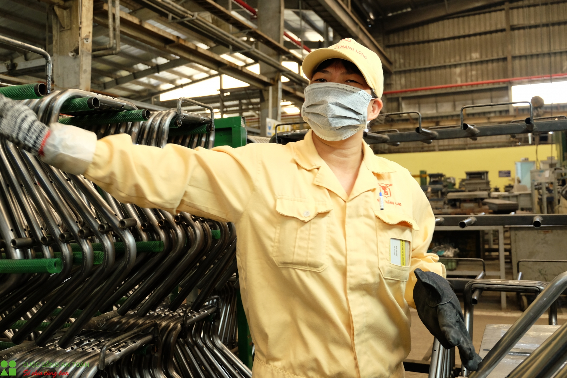 tang qua cong nhan bi tai nan lao dong chung toi cam thay am long