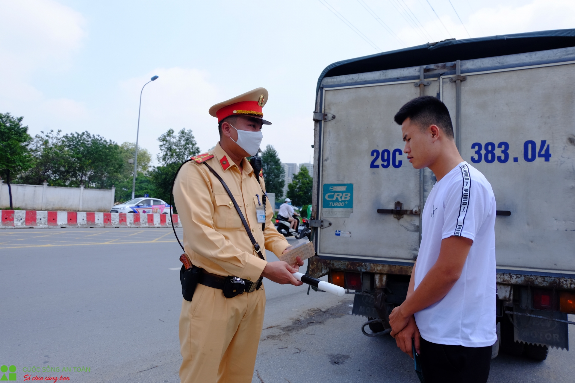 chuan bi giay to day du chap hanh nghiem tuc se khong co gi phien phuc