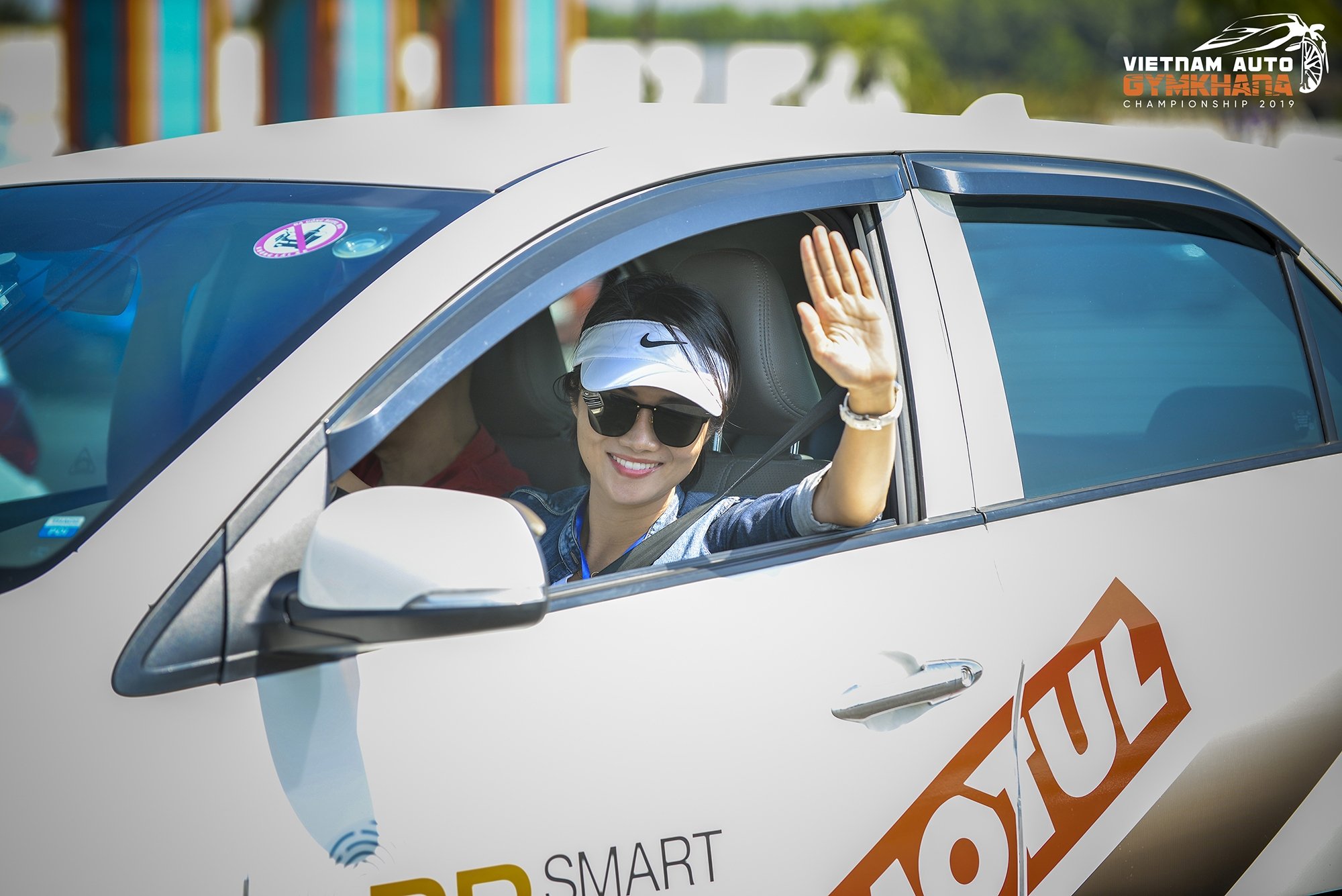 nhung bong hong tai vietnam auto gymkhana championship dep va doc