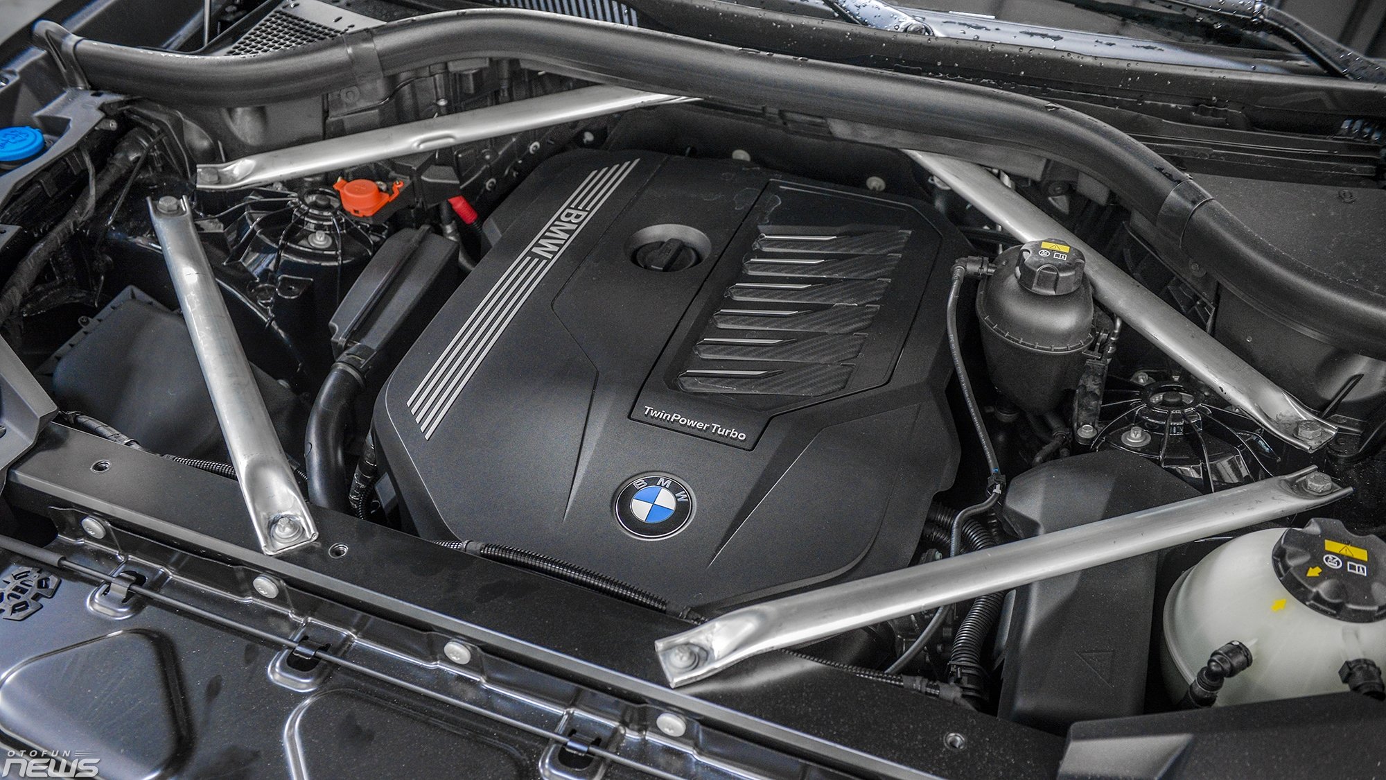 BMW X6 M-Sport: Lựa chọn của "bimmer" đích thực bmw x6 m sport lua chon cua bimmer dich thuc