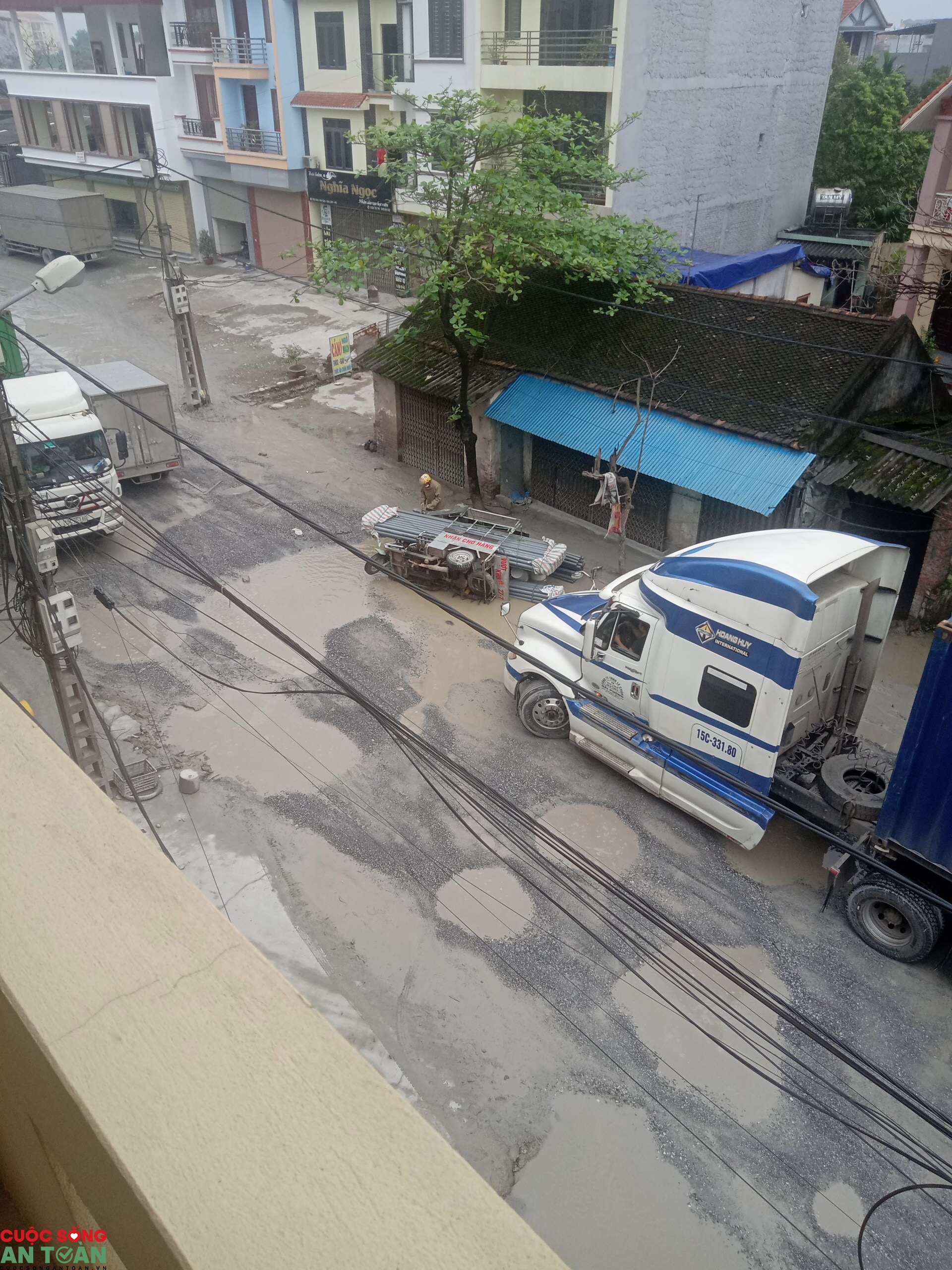 Hà Nội: Người dân sống trong nỗi ám ảnh mang tên "con đường đau khổ" ha noi nguoi dan song trong noi am anh mang ten con duong dau kho