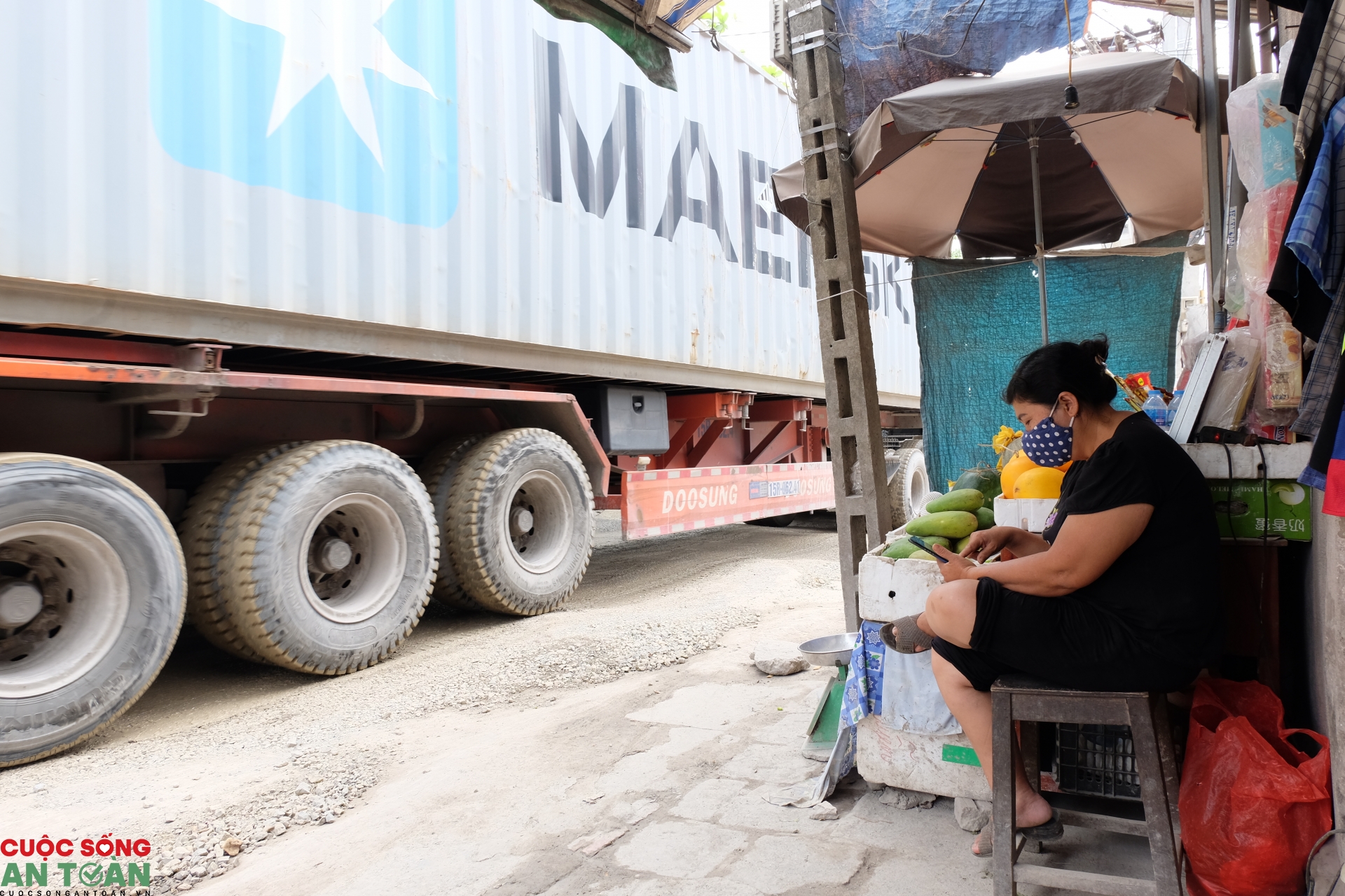 Hà Nội: Người dân sống trong nỗi ám ảnh mang tên "con đường đau khổ" ha noi nguoi dan song trong noi am anh mang ten con duong dau kho
