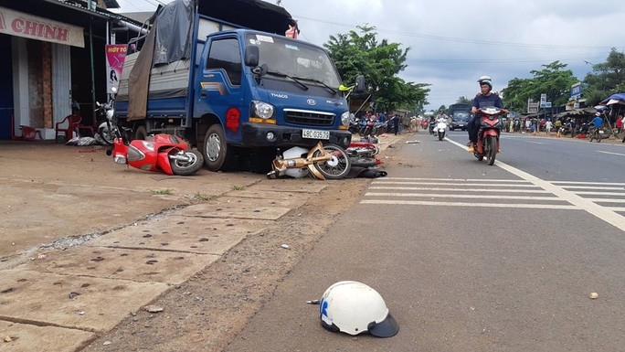 Tai nạn kinh hoàng khiến 5 người chết ở Đắk Nông: Phó Thủ tướng có chỉ đạo nóng tai nan kinh hoang khien 5 nguoi chet o dak nong pho thu tuong co chi dao nong