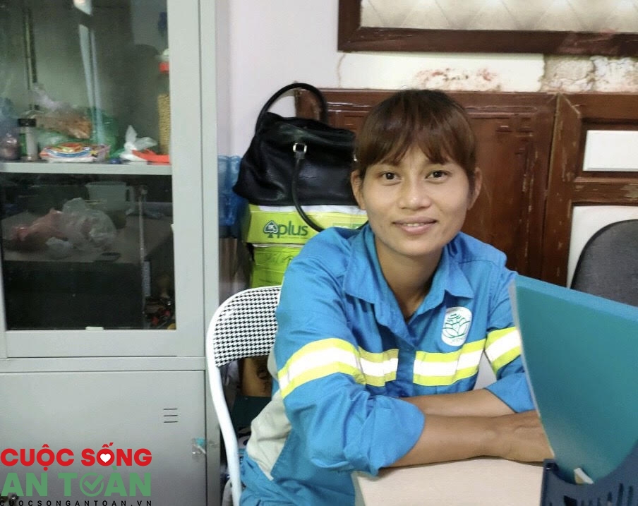 Vụ công nhân vệ sinh môi trường bị nợ lương: Yêu cầu công ty trả lương trước ngày 10/7 Vụ công nhân vệ sinh môi trường bị nợ lương: Yêu cầu công ty trả lương trước ngày 10/7