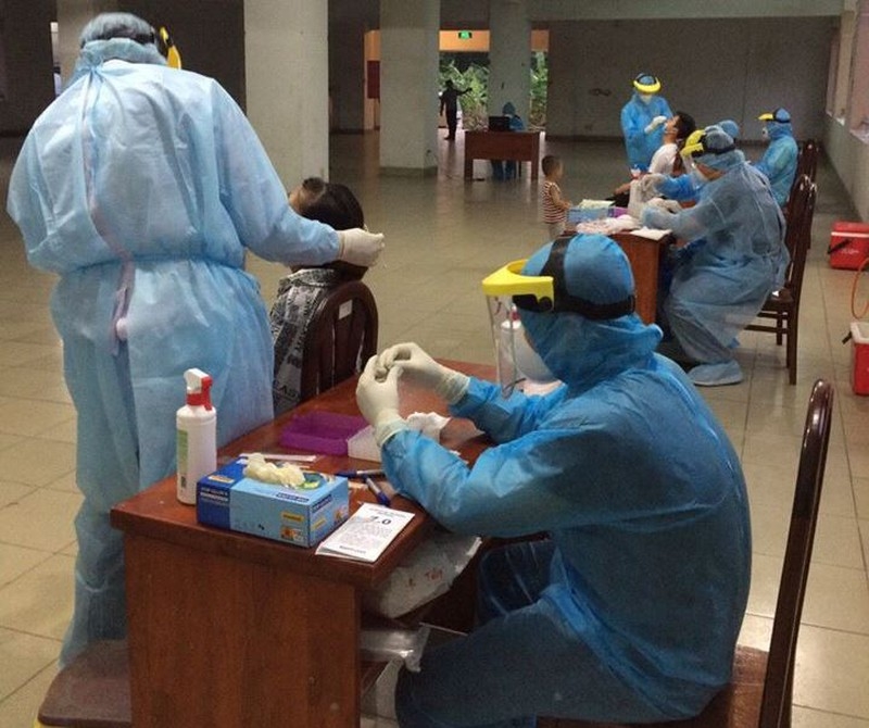 cach ly khan cap mot nguoi trung quoc nhap canh trai phep vao viet nam