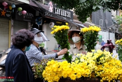 can tho hang chuc cong nhan nhap vien do hit phai khi gas