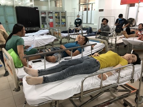 can tho hang chuc cong nhan nhap vien do hit phai khi gas