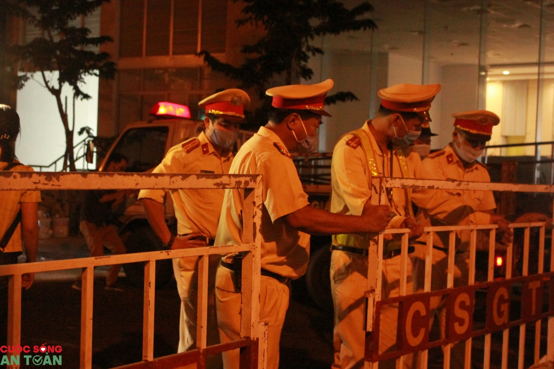 Lịch trình chi tiết của 11 bệnh nhân COVID-19 đang cách ly tại Bệnh viện Đà Nẵng lich trinh chi tiet cua 11 benh nhan covid 19 dang cach ly tai benh vien da nang