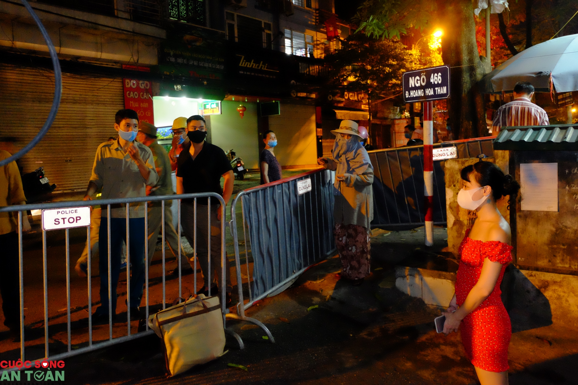 Lại có thêm 1 người ở Hà Nội, 8 người ở Đà Nẵng nhiễm COVID-19 lai co them 1 nguoi o ha noi 8 nguoi o da nang nhiem covid 19