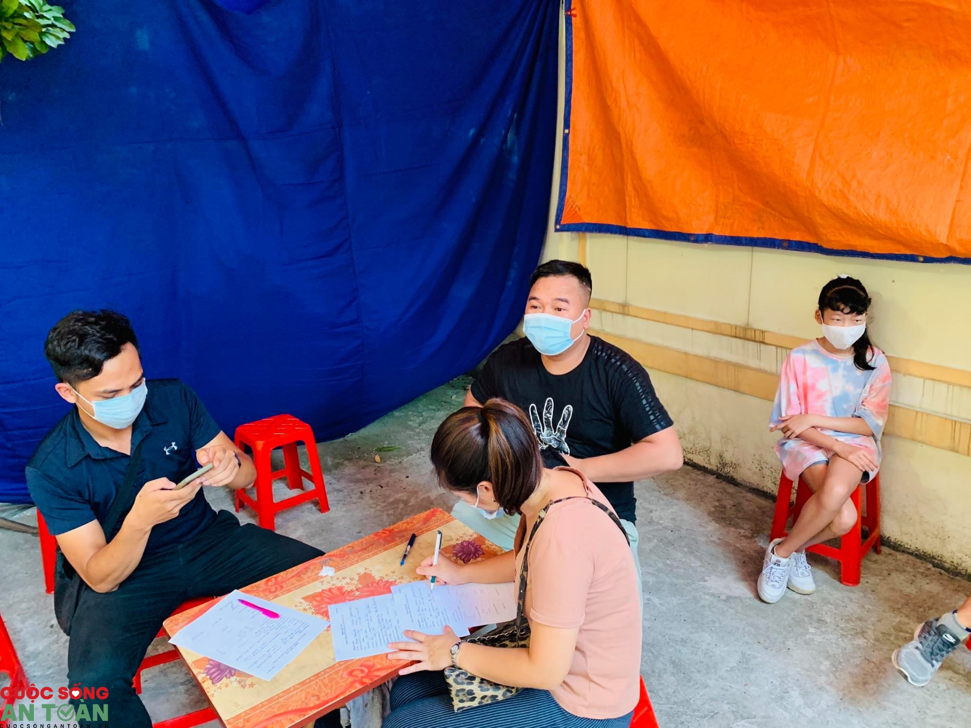 ha noi to chuc test nhanh covid 19 cho nguoi tro ve tu vung dich da nang