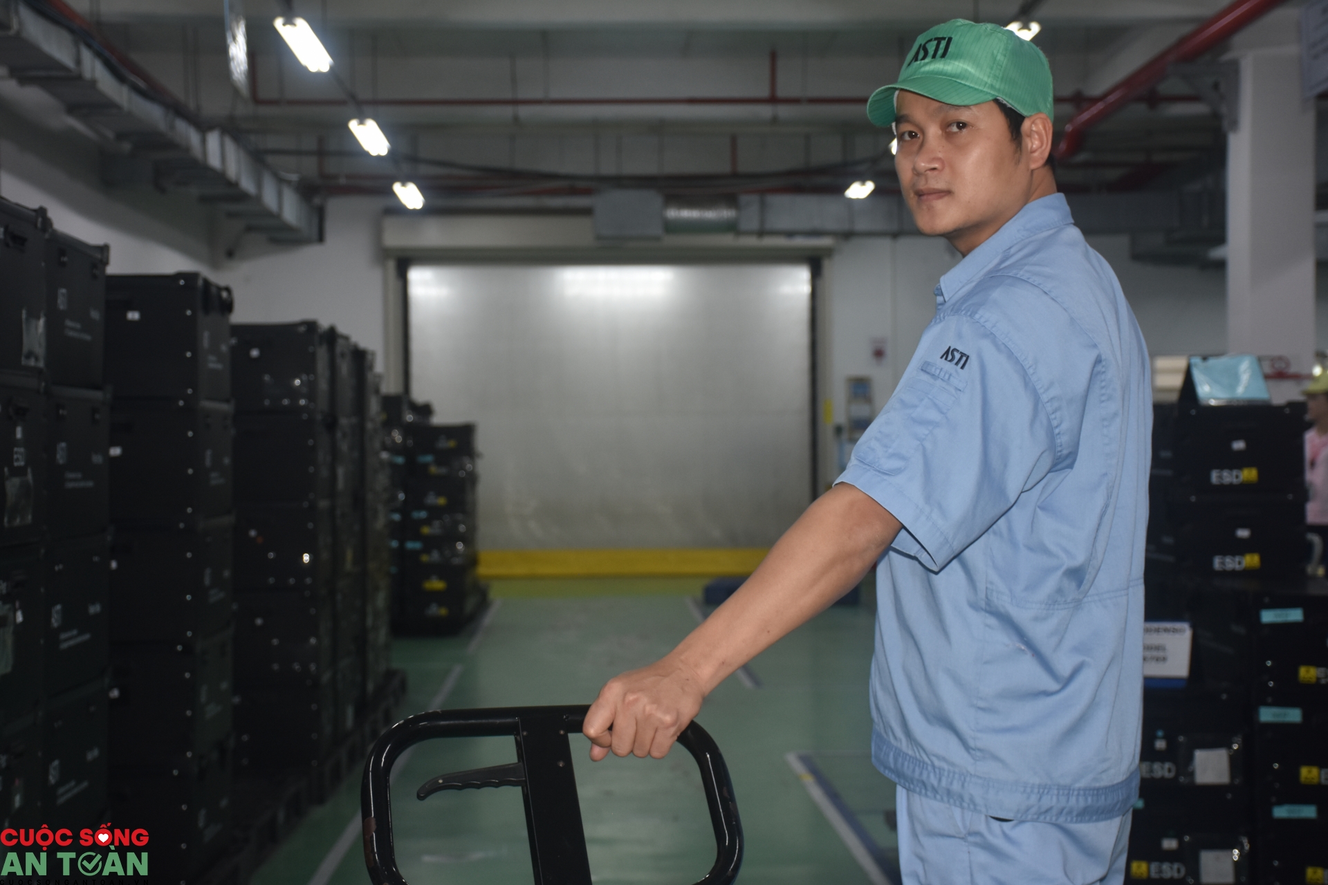 Giải pháp bảo vệ sức khỏe người lao động trong mùa nắng nóng