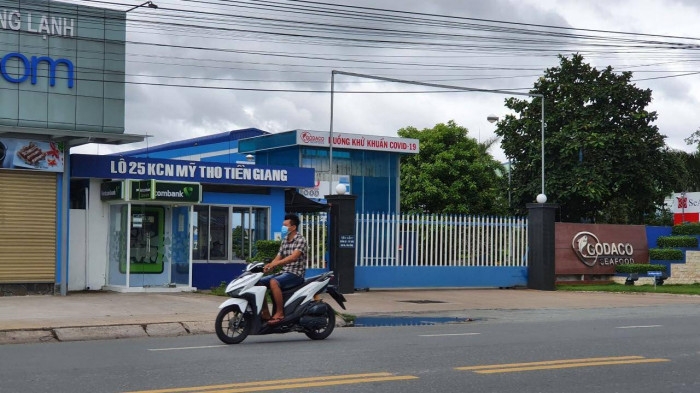 Nhiều doanh nghiệp “3 tại chỗ” dừng hoạt động do phát hiện các ca F0 Nhiều doanh nghiệp “3 tại chỗ” dừng hoạt động do phát hiện các ca F0