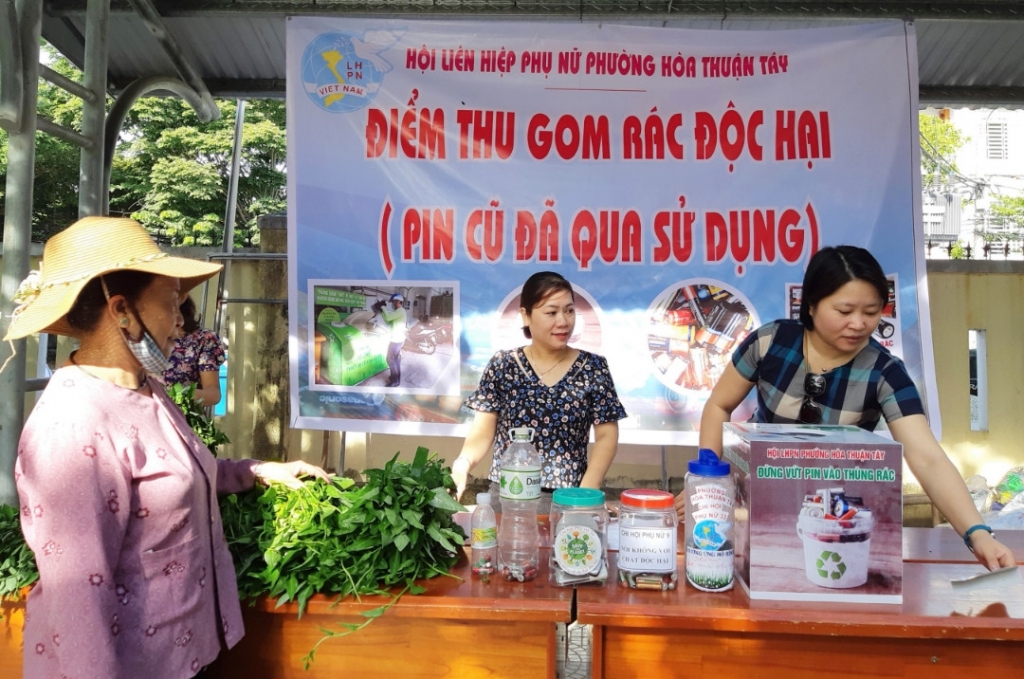 da nang thu doi tui nilon va quan ly trat tu via he de bao ve moi truong