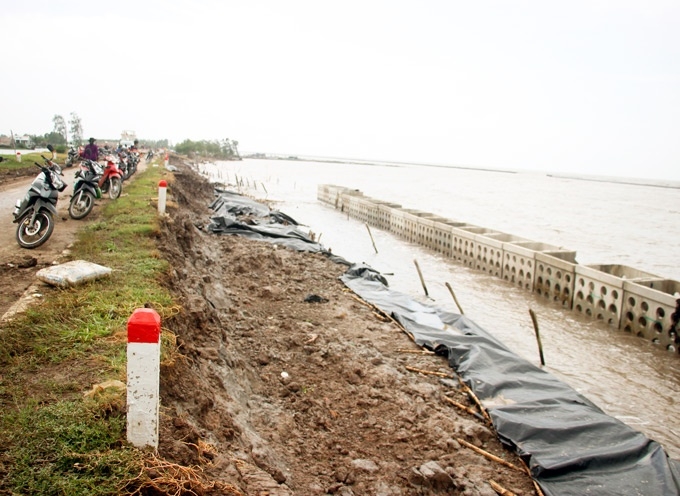Cà Mau: Hàng trăm căn nhà bị sập, tốc mái do ảnh hưởng của bão số 3 ca mau hang tram can nha bi sap toc mai do anh huong cua bao so 3