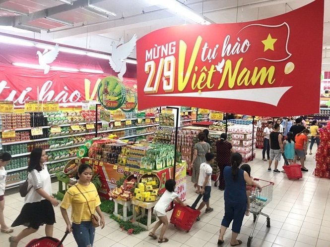 mua sam ngay dau nghi le 29 sieu thi giam gia manh cho truyen thong gia tang cao