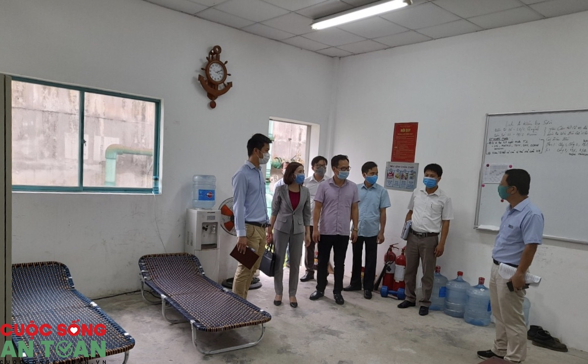 hung yen kiem tra cong tac phong chong dich covid 19 tai kcn thang long 2