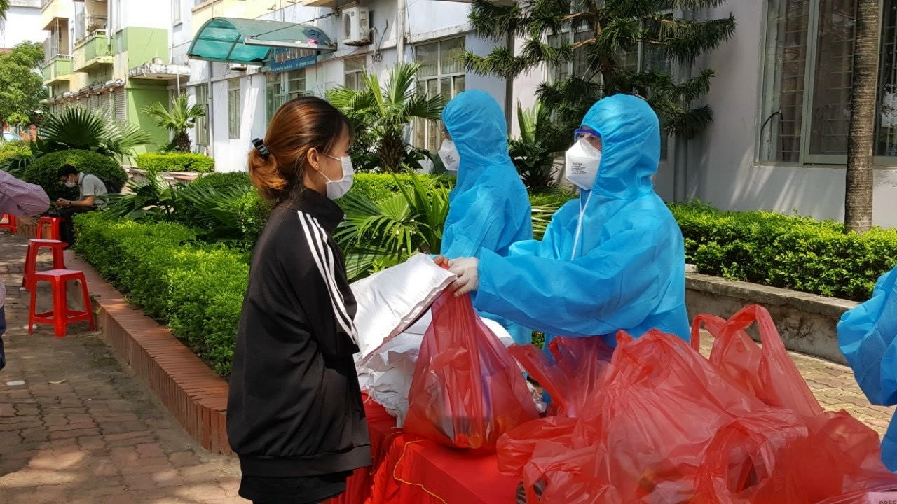 Hà Nội: Hỗ trợ khẩn cấp người lao động khó khăn do Covid-19 Chính sách mới về chi hỗ trợ cho đoàn viên, người lao động bị ảnh hưởng bởi dịch bệnh