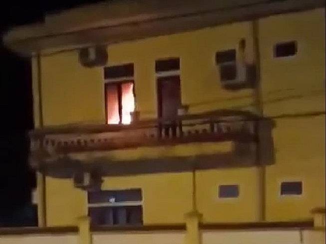 phong pho hieu truong bi chay trong dem nhieu tai lieu bi thieu rui