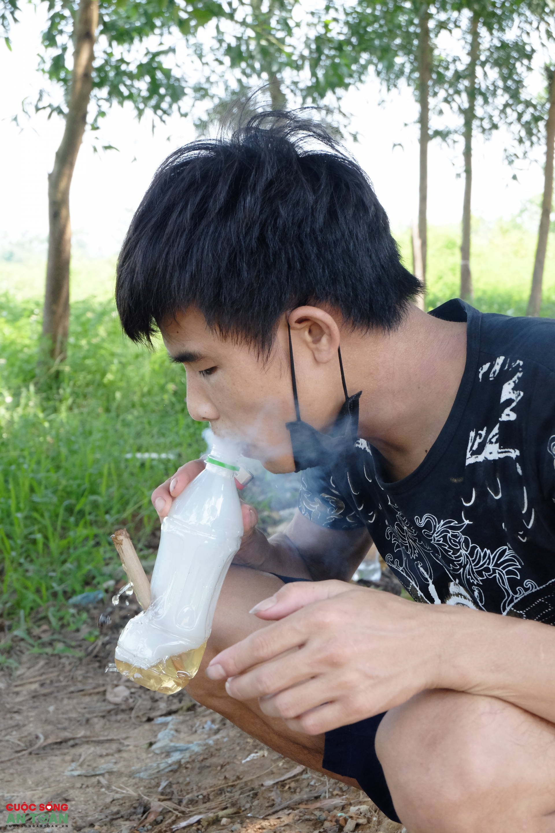 Những cuộc hồi hương lặng lẽ - Bài 1: Ngủ vạ vật lề đường, hái lá cây làm chiếu Những cuộc hồi hương lặng lẽ - Bài 1: Ngủ vạ vật lề đường, hái lá cây làm chiếu