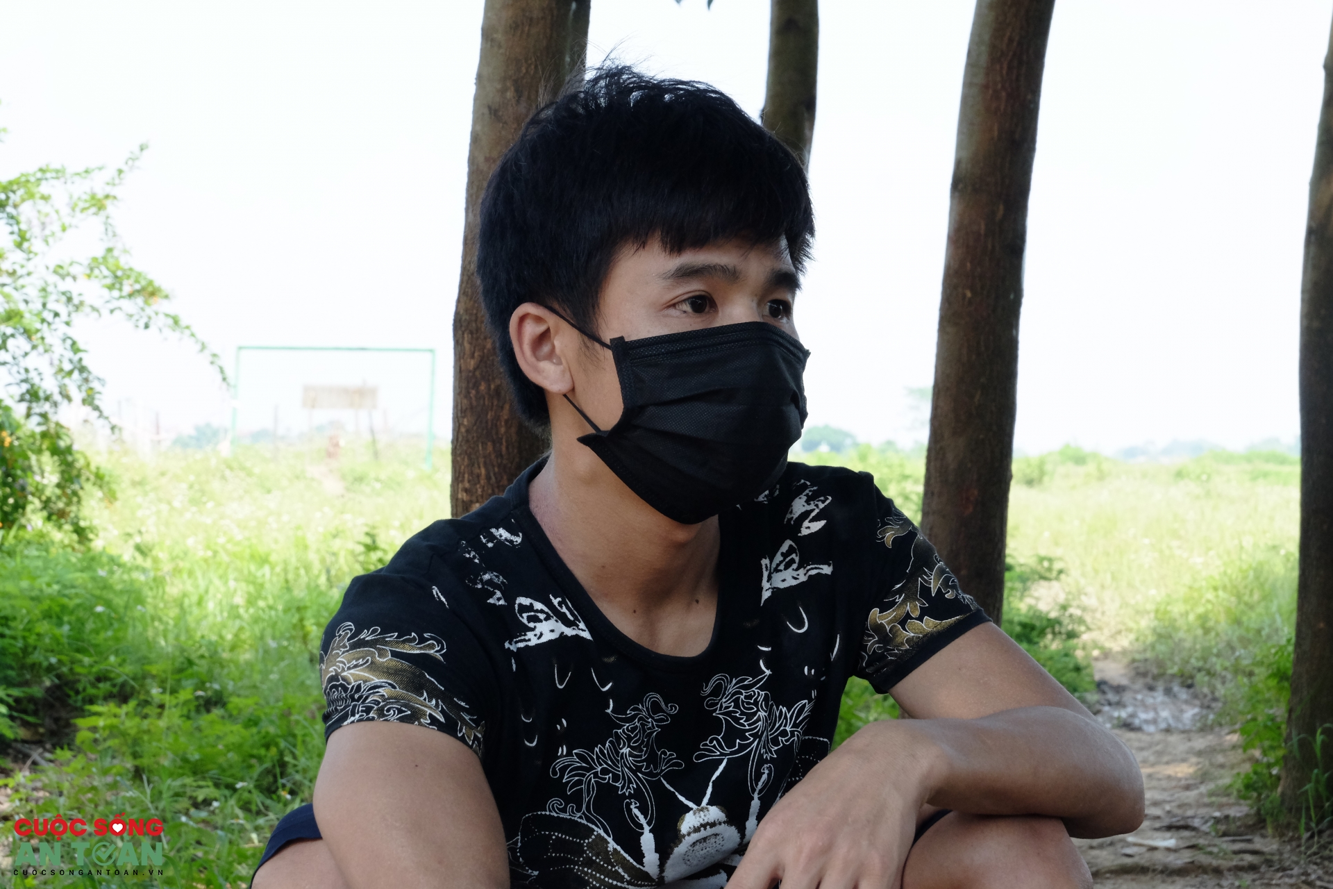 Những cuộc hồi hương lặng lẽ - Bài 1: Ngủ vạ vật lề đường, hái lá cây làm chiếu Những cuộc hồi hương lặng lẽ - Bài 1: Ngủ vạ vật lề đường, hái lá cây làm chiếu