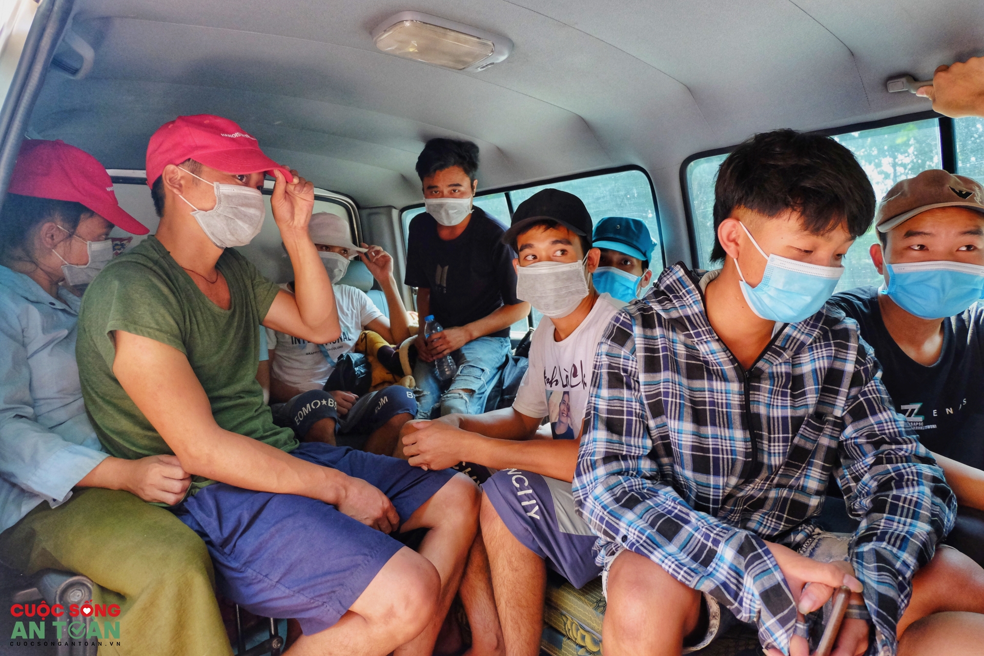 Những cuộc hồi hương lặng lẽ - Kỳ 2: Giữa đường gặp quý nhân Những cuộc hồi hương lặng lẽ - Kỳ 2: Giữa đường gặp quý nhân