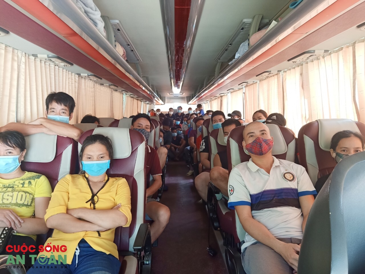 Những cuộc hồi hương lặng lẽ - Kỳ 3: Cần đảm bảo an toàn phòng chống dịch Những cuộc hồi hương lặng lẽ - Kỳ 3: Cần đảm bảo an toàn phòng chống dịch