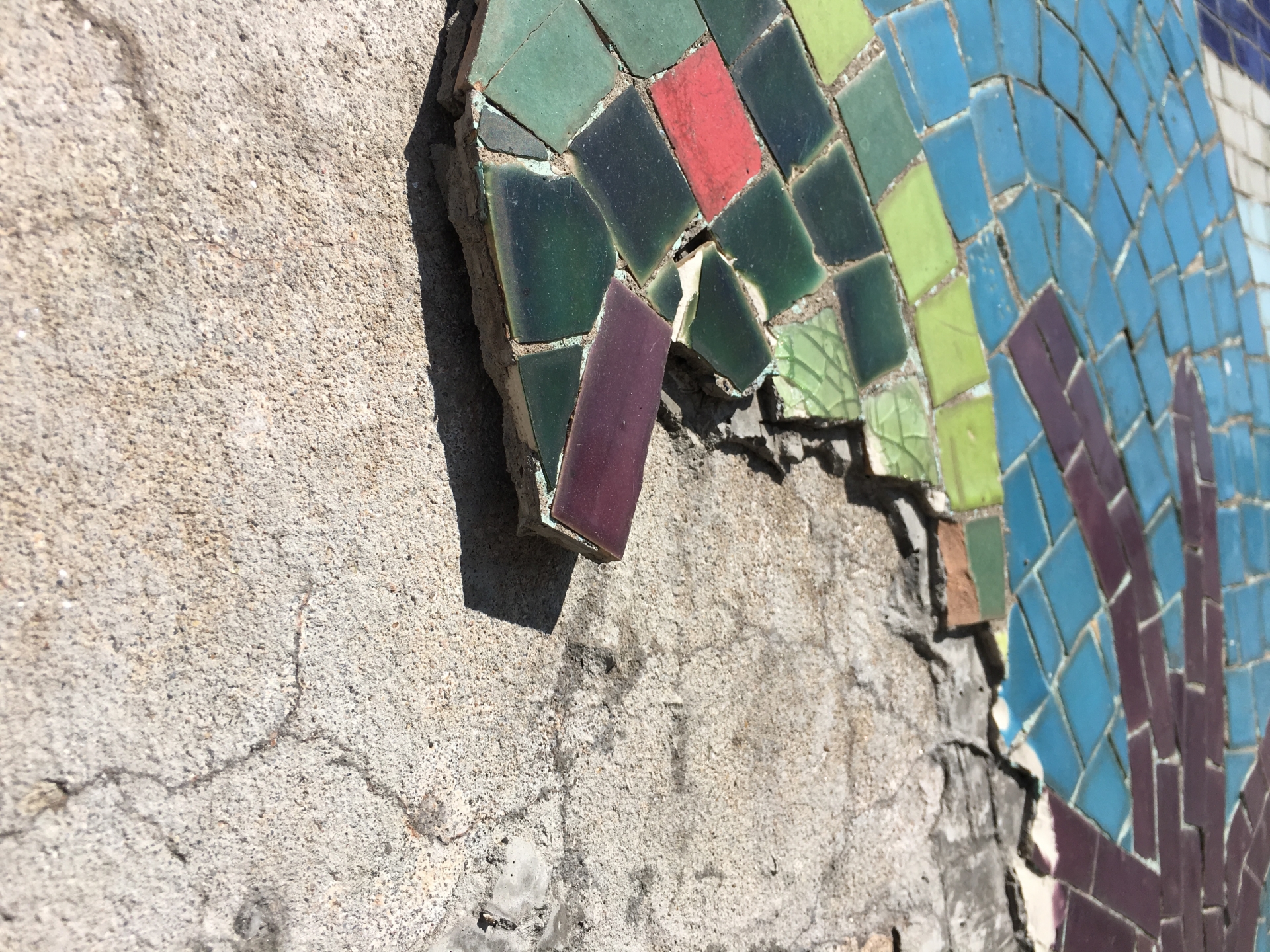 con duong gom su o ha noi dang xuong cap te hai ra sao