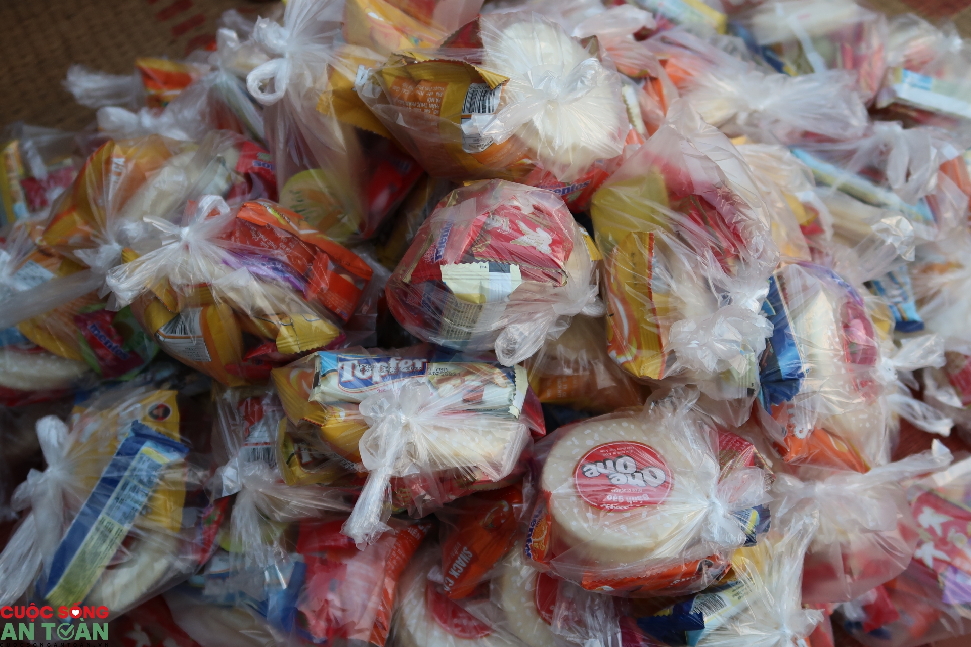 Tết Trung thu tại thôn Bầu: Niềm vui trọn vẹn Tết Trung thu tại thôn Bầu: Niềm vui trọn vẹn