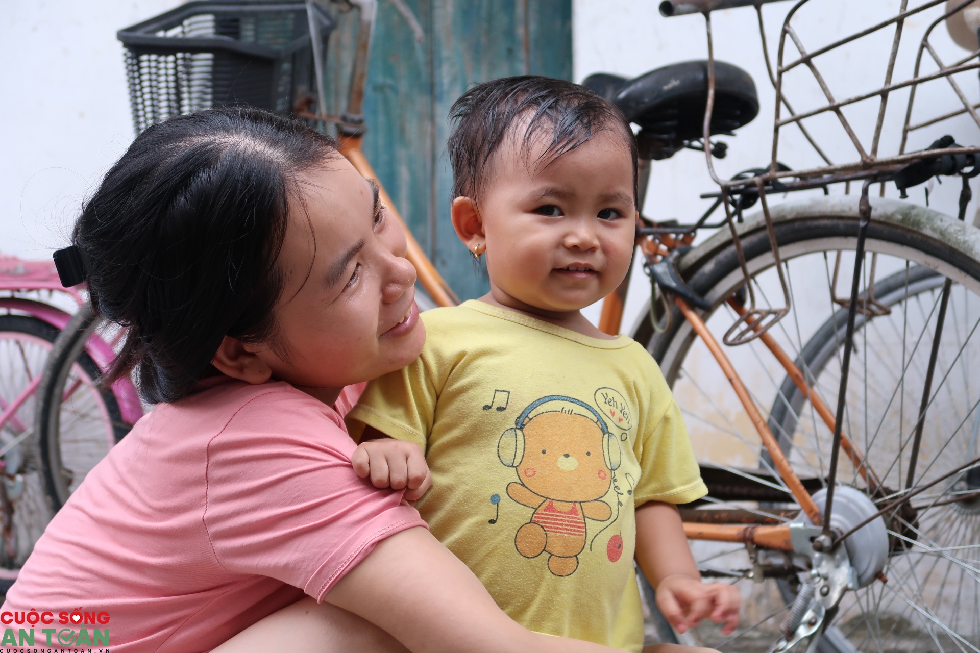 Tết Trung thu tại thôn Bầu: Niềm vui trọn vẹn Tết Trung thu tại thôn Bầu: Niềm vui trọn vẹn