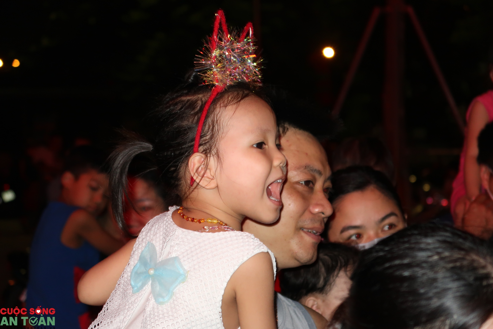 Hà Nội: Đón Tết Trung thu tại thôn Bầu, nơi có hơn 9.000 công nhân ở trọ Hà Nội: Đón Tết Trung thu tại thôn Bầu, nơi có hơn 9.000 công nhân ở trọ