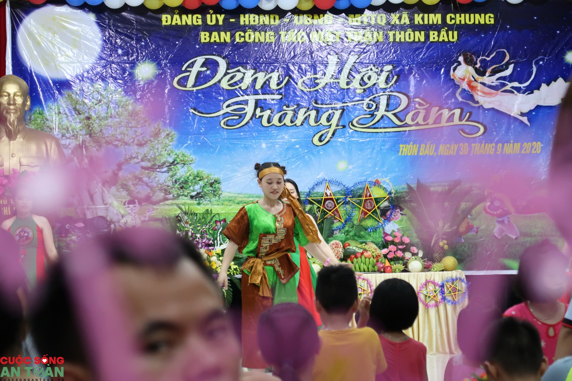 Hà Nội: Đón Tết Trung thu tại thôn Bầu, nơi có hơn 9.000 công nhân ở trọ Hà Nội: Đón Tết Trung thu tại thôn Bầu, nơi có hơn 9.000 công nhân ở trọ