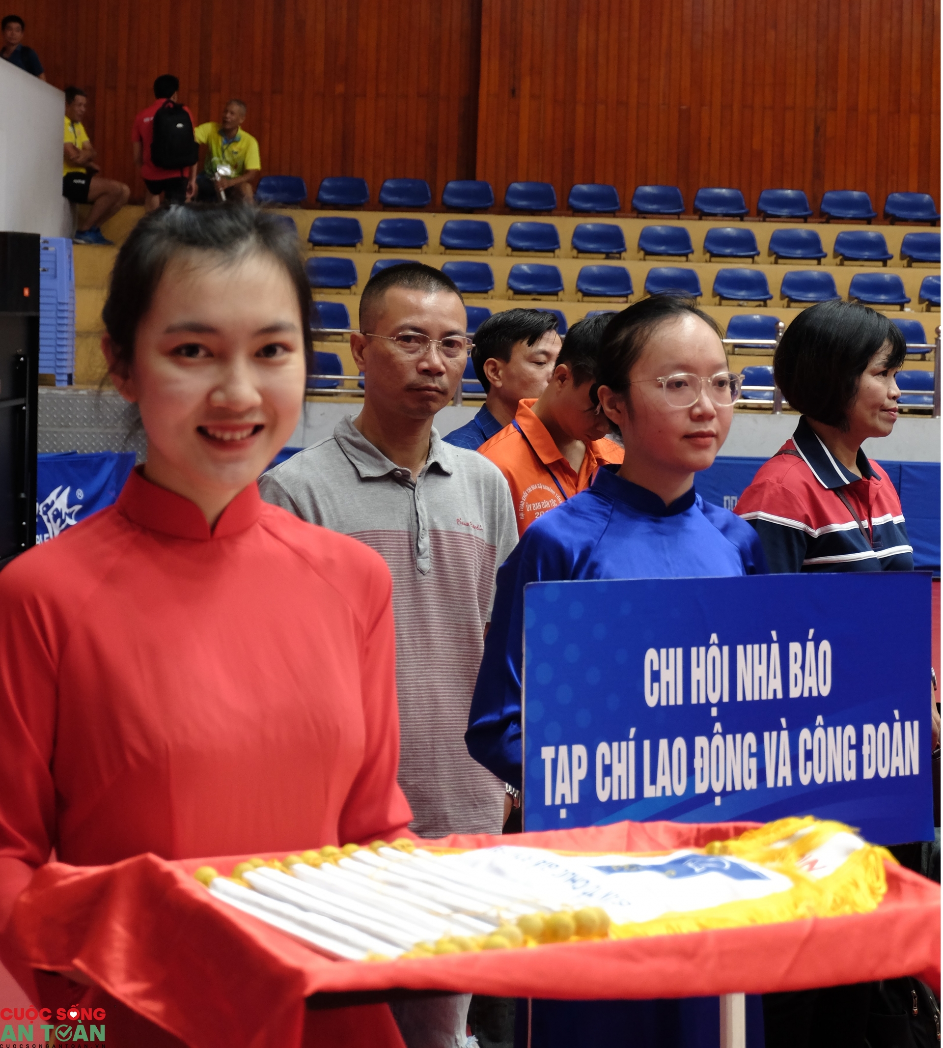 Hơn 200 VĐV tranh tài tại Giải Bóng bàn Cúp Hội Nhà báo Việt Nam lần thứ XIV Hơn 200 VĐV tranh tài tại Giải Bóng bàn Cúp Hội Nhà báo Việt Nam lần thứ XIV