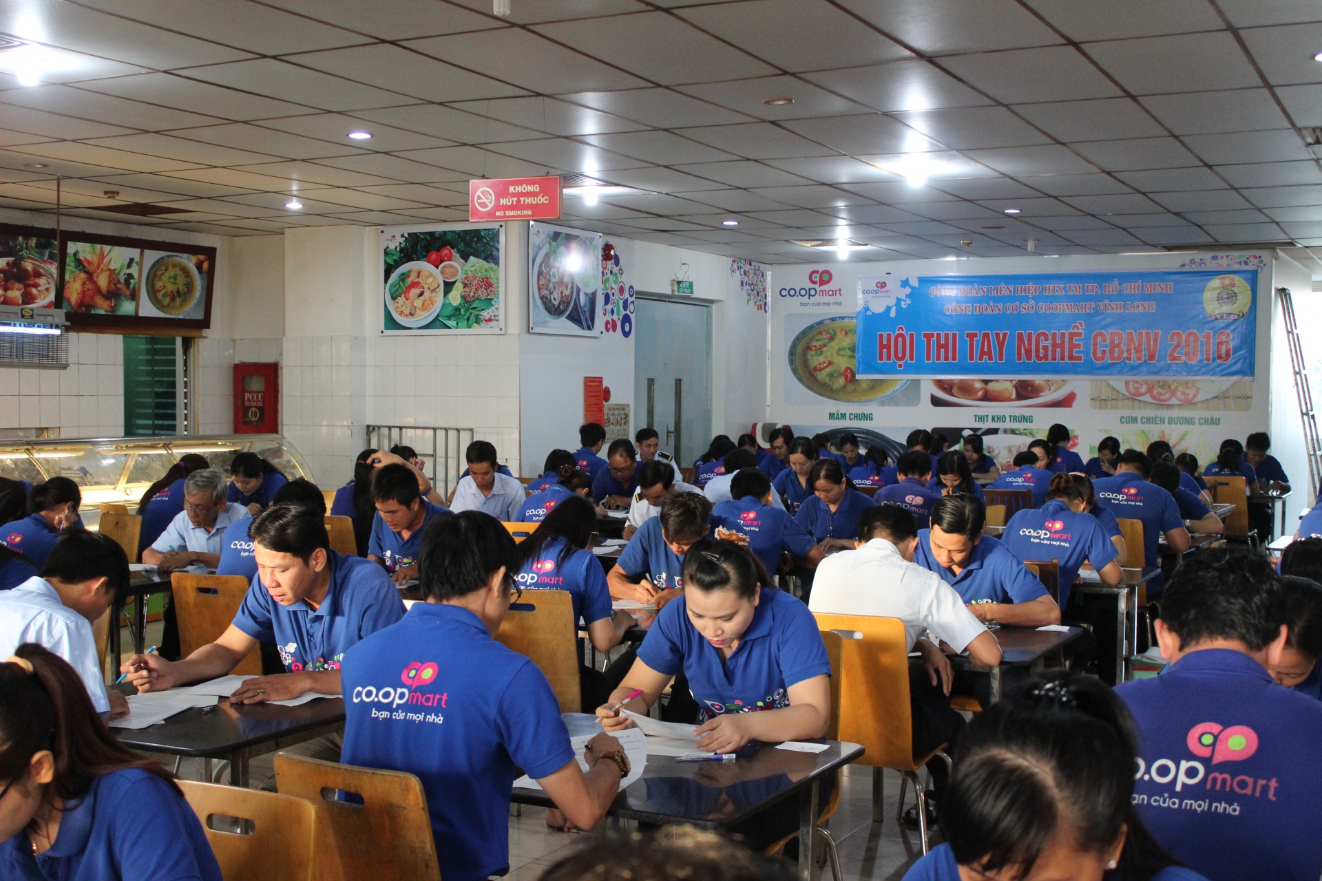 Công nhân lao động TP HCM với phong trào thi đua "Lao động giỏi, lao động sáng tạo"