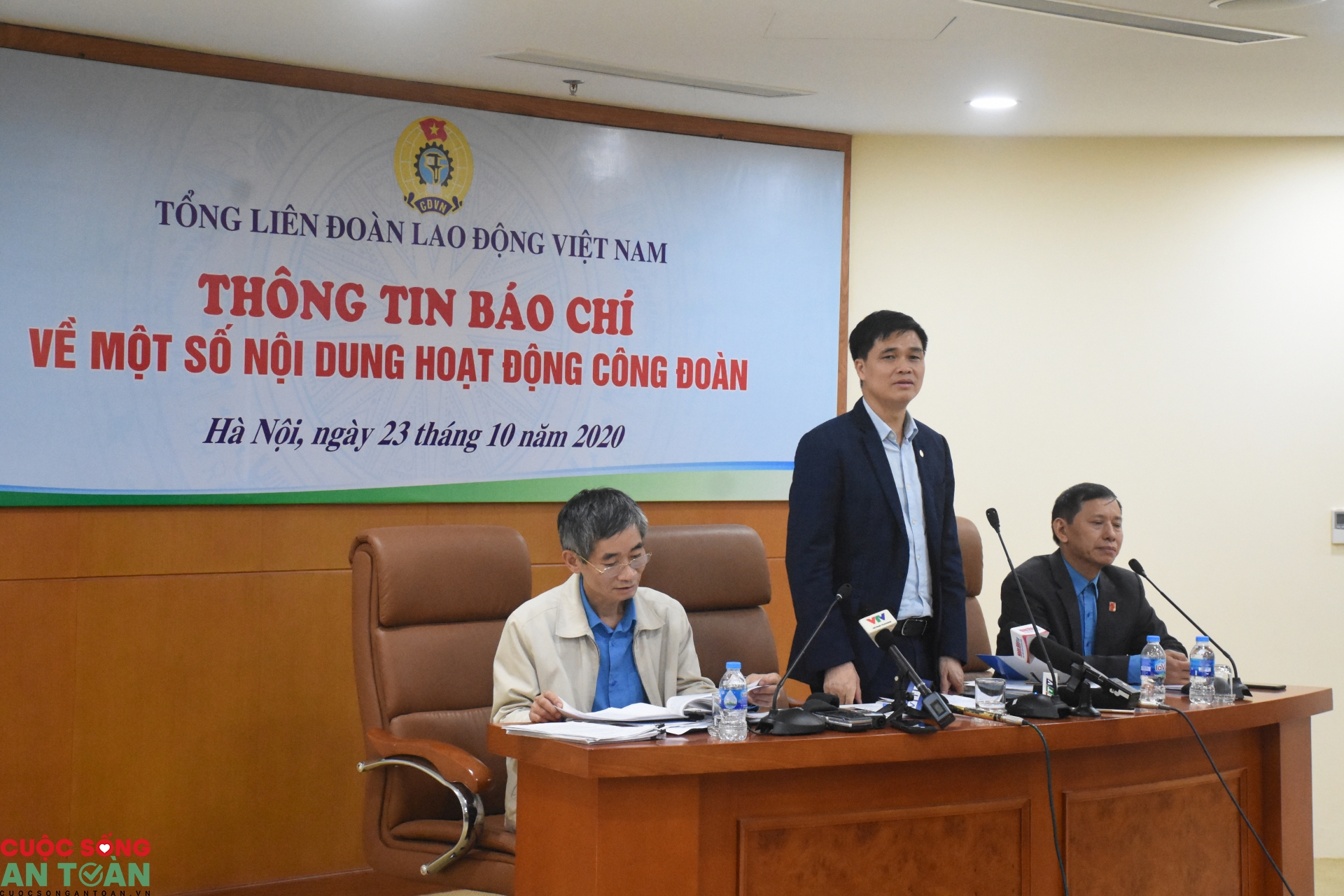 Chăm lo đoàn viên, người lao động vùng lũ và dịp Tết Nguyên đán Chăm lo đoàn viên, người lao động vùng lũ và dịp Tết Nguyên đán