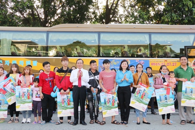 “Tất cả đoàn viên và người lao động đều có Tết” “Tất cả đoàn viên và người lao động đều có Tết”