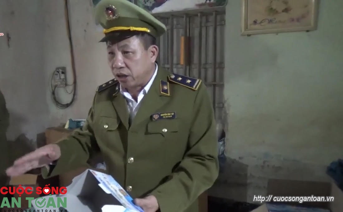 Những sai phạm của công chức Cục QLTT tỉnh Bắc Ninh trong vụ khẩu trang Quốc Bảo