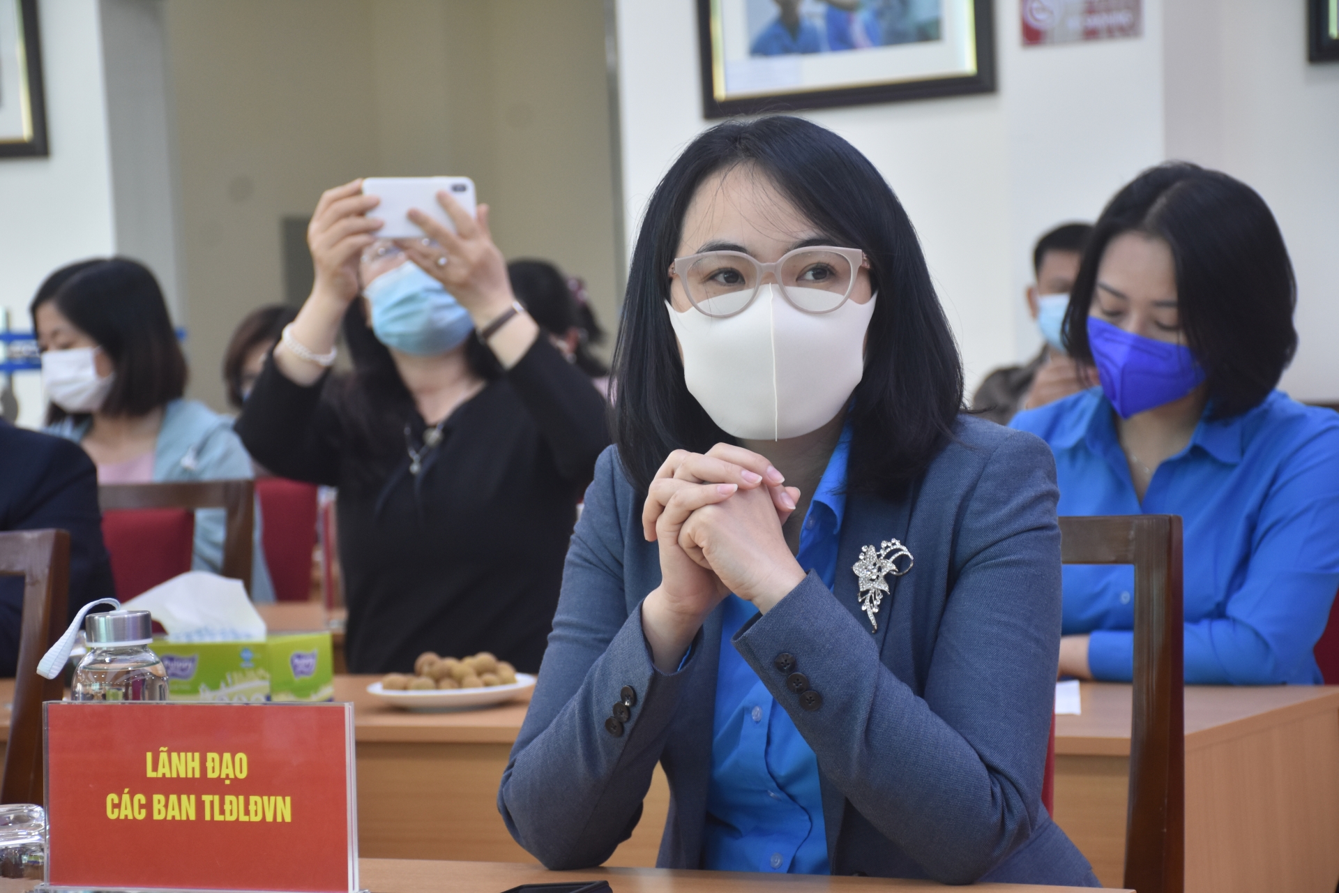 Trao giải cuộc thi video clip “Thời khắc khó quên” Trao giải cuộc thi video clip “Thời khắc khó quên”