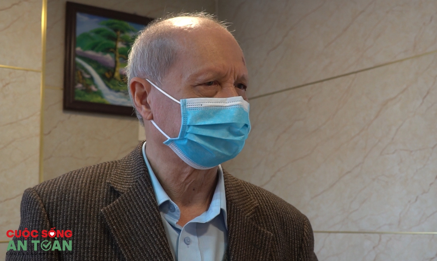 Mối nguy hại của Amiăng đến sức khoẻ đồng bào dân tộc thiểu số Mối nguy hại của Amiăng đến sức khoẻ đồng bào dân tộc thiểu số