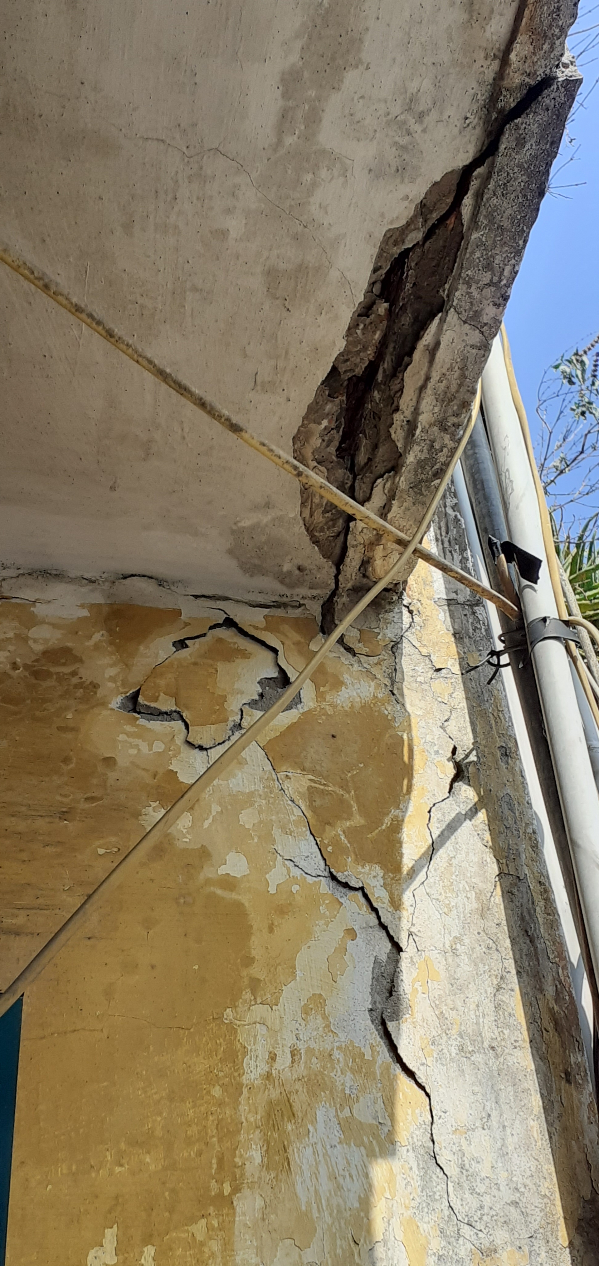 can canh khu tap the nguy hiem cap do d giua long ha noi