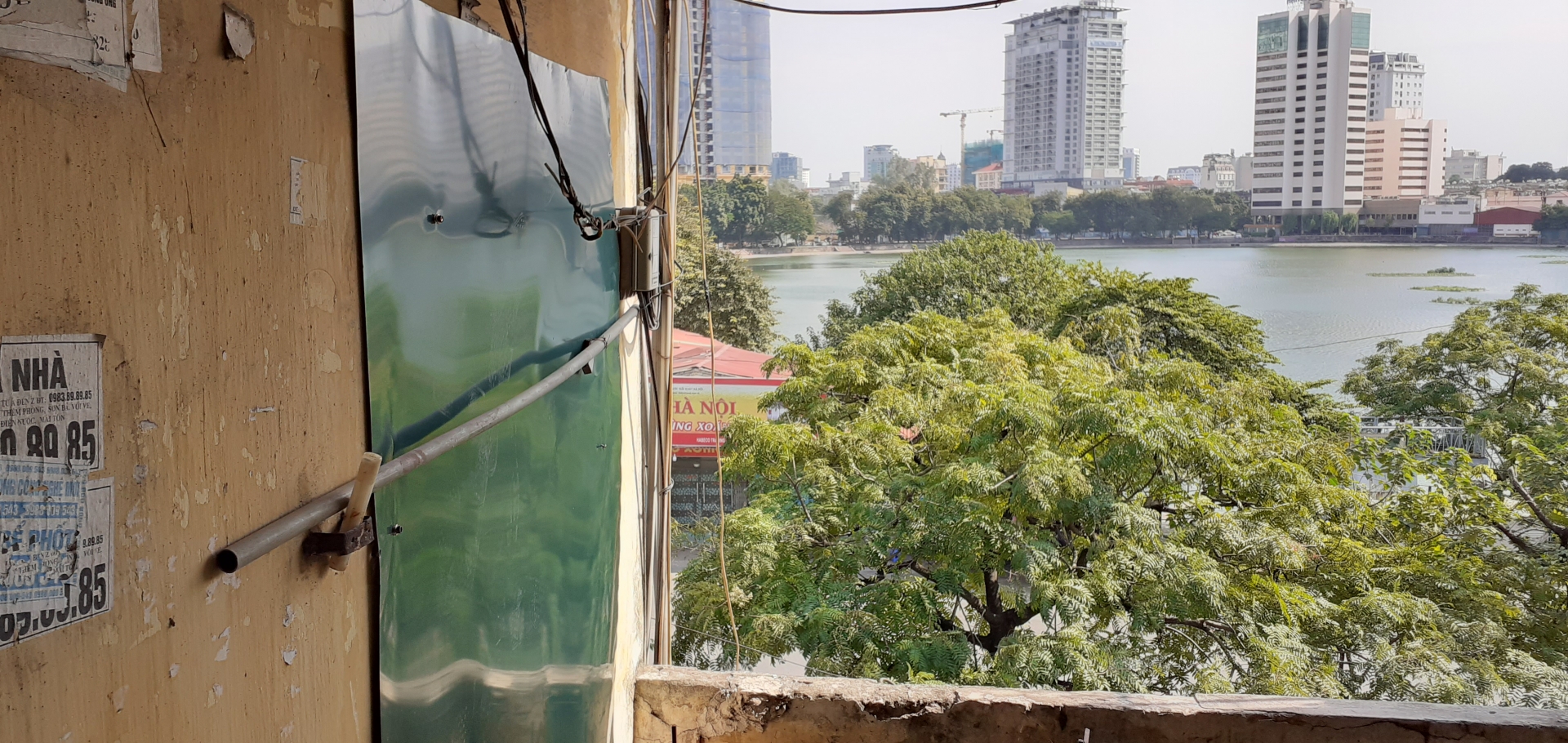 can canh khu tap the nguy hiem cap do d giua long ha noi