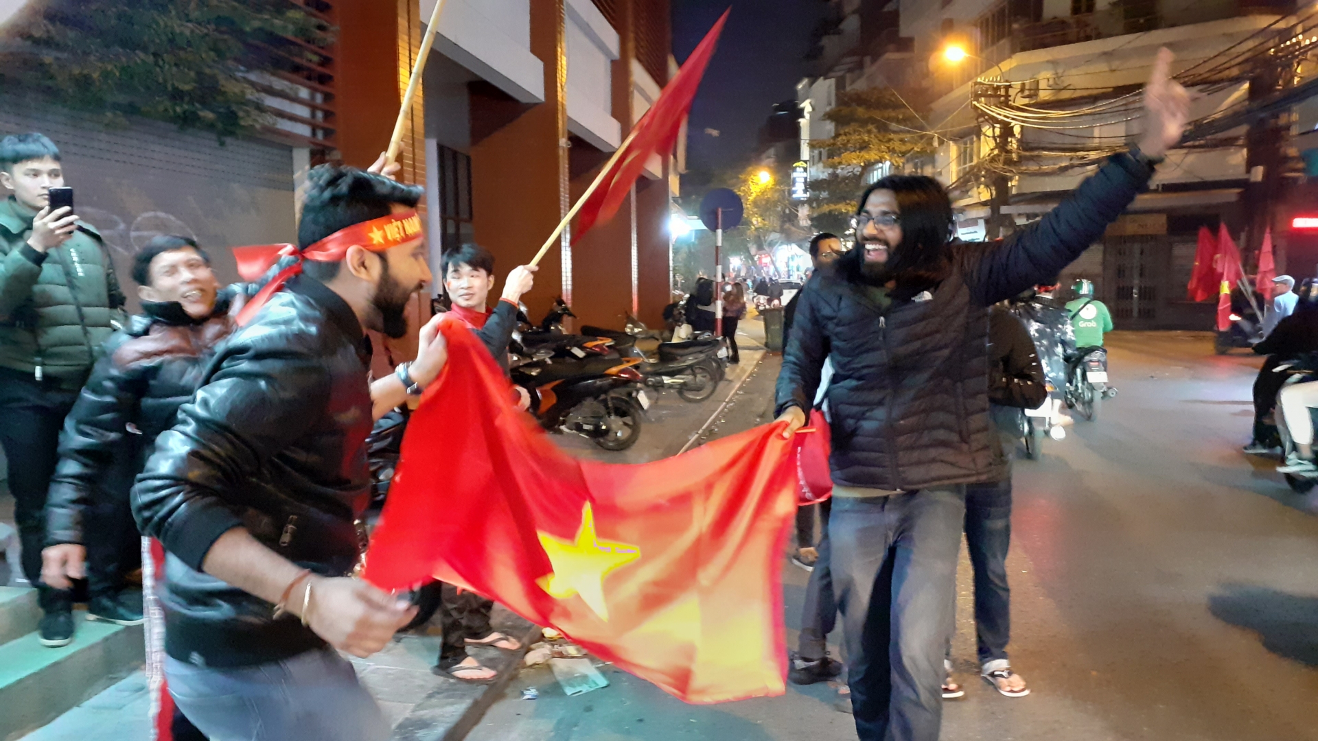 ha noi phat cuong voi chien thang cua doi tuyen u22 viet nam