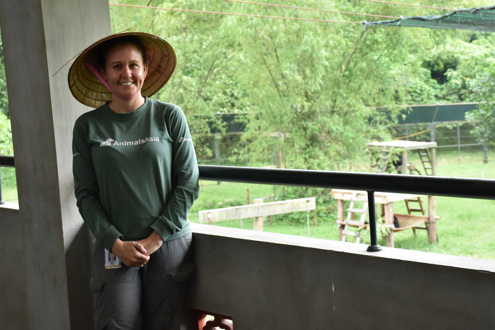 mot ngay nhu moi ngay cua cac nhan vien trung tam cuu ho gau viet nam