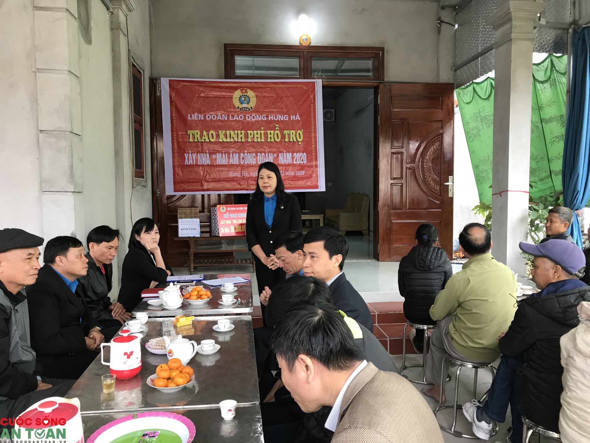 Thái Bình: Hỗ trợ kinh phí xây dựng mái ấm cho các đoàn viên có hoàn cảnh khó khăn Thái Bình: Hỗ trợ kinh phí xây dựng mái ấm cho các đoàn viên có hoàn cảnh khó khăn