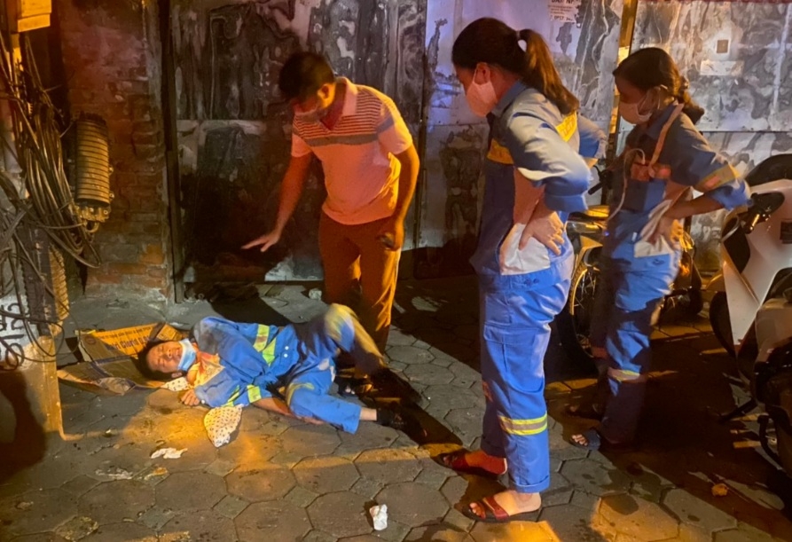 Công nhân vệ sinh môi trường và nguy hiểm tiềm tàng